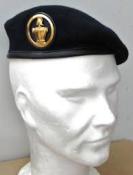 Béret bleu marine des Transmissions de l'Armée Française