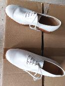 Chaussures blanches en cuir type 2 de l'Armée Britannique