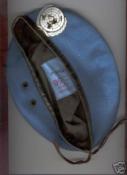 Béret bleu ONU avec son insigne porté par les militaires Français