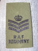 Passant fourreau de grade poitrine STAFF SERGEANT vert OD Royal Air Force RAF