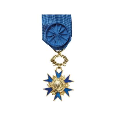 Médaille Officier de l'Ordre National du Mérite ONM