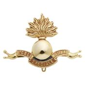 Insigne de béret & shako ESM Ecole Spéciale Militaire - St Cyr C